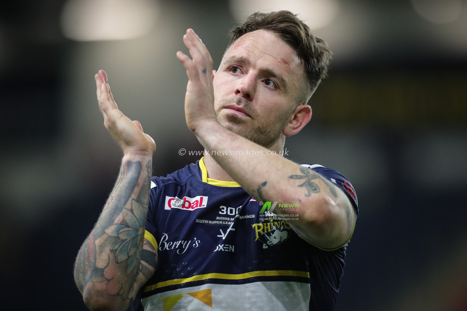 Richie Myler #1 of Leeds Rhinos claps his hands and applauds the supporters at full-time after the Betfred Super League Round 13 match Leeds Rhinos vs St Helens at Headingley Stadium, Leeds, United Kingdom, 26th May 2023

(Photo by James Heaton/News Images)