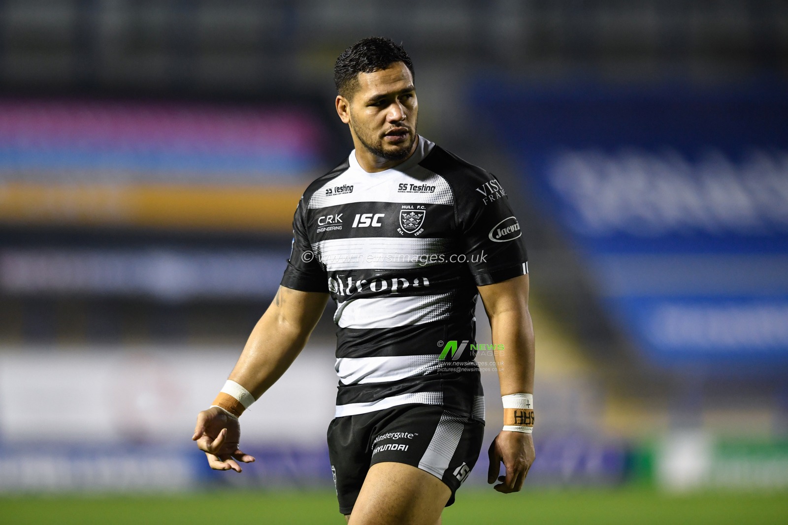 Bureta Fariamo #2 of Hull FC in action during the game
