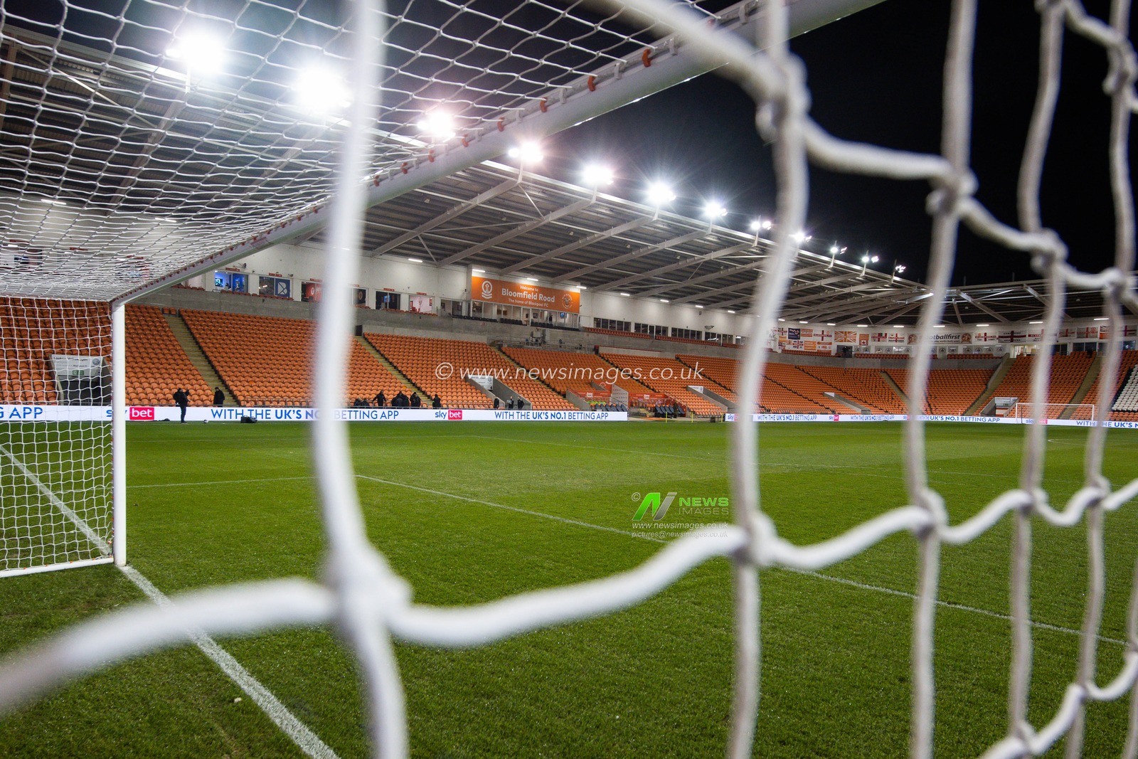 General view of Bloomfield Road, Home of Blackpool during the Sky Bet Championship match Blackpool vs Sheffield United at Bloomfield Road, Blackpool, United Kingdom, 29th December 2022

(Photo by Craig Thomas/News Images)
