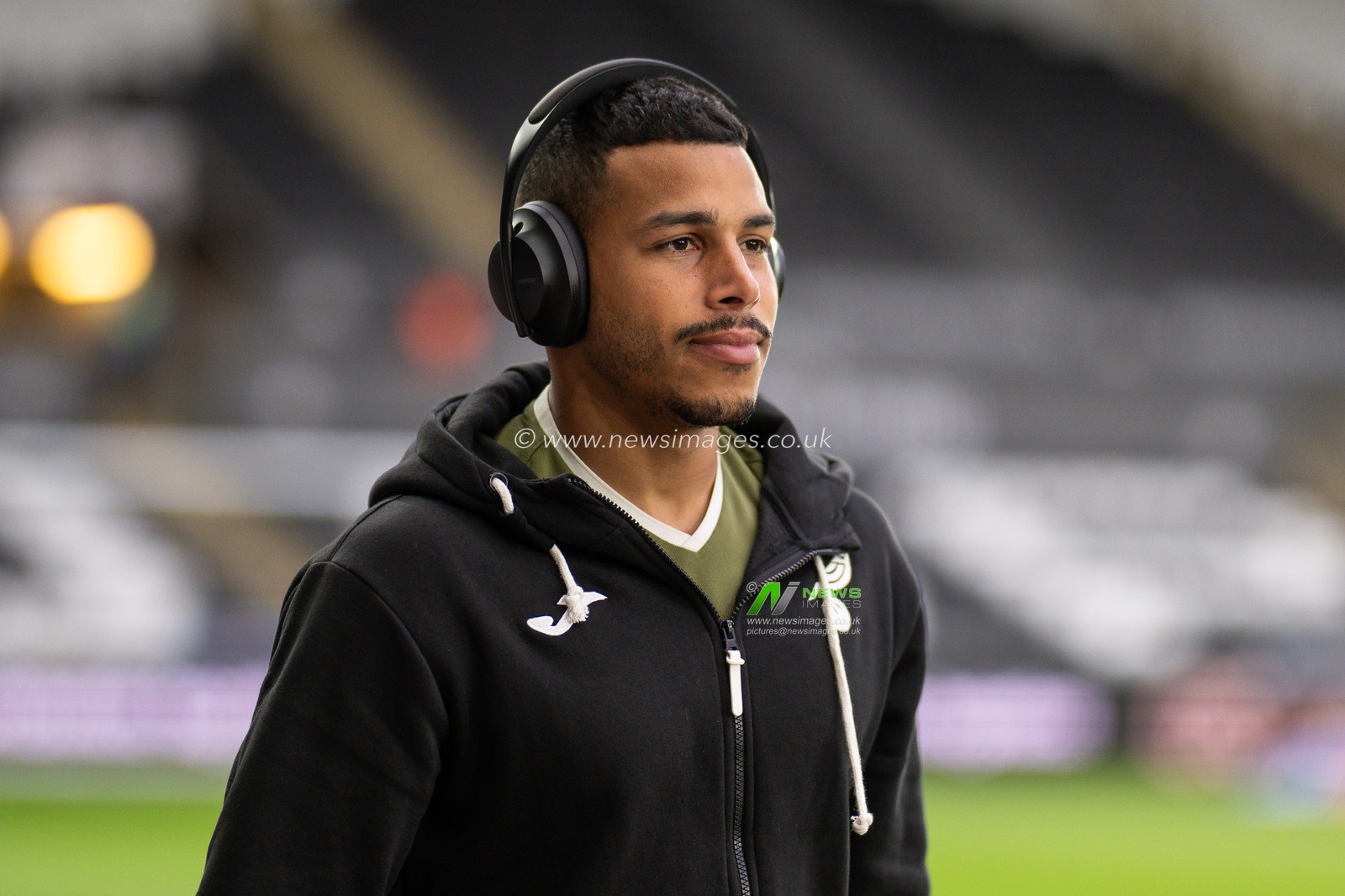 Onel HernÃ¡ndez #25 of Norwich City arrives ahead of  the Sky Bet Championship match Swansea City vs Norwich City at Swansea.com Stadium, Swansea, United Kingdom, 4th October 2023

(Photo by Craig Thomas/News Images)