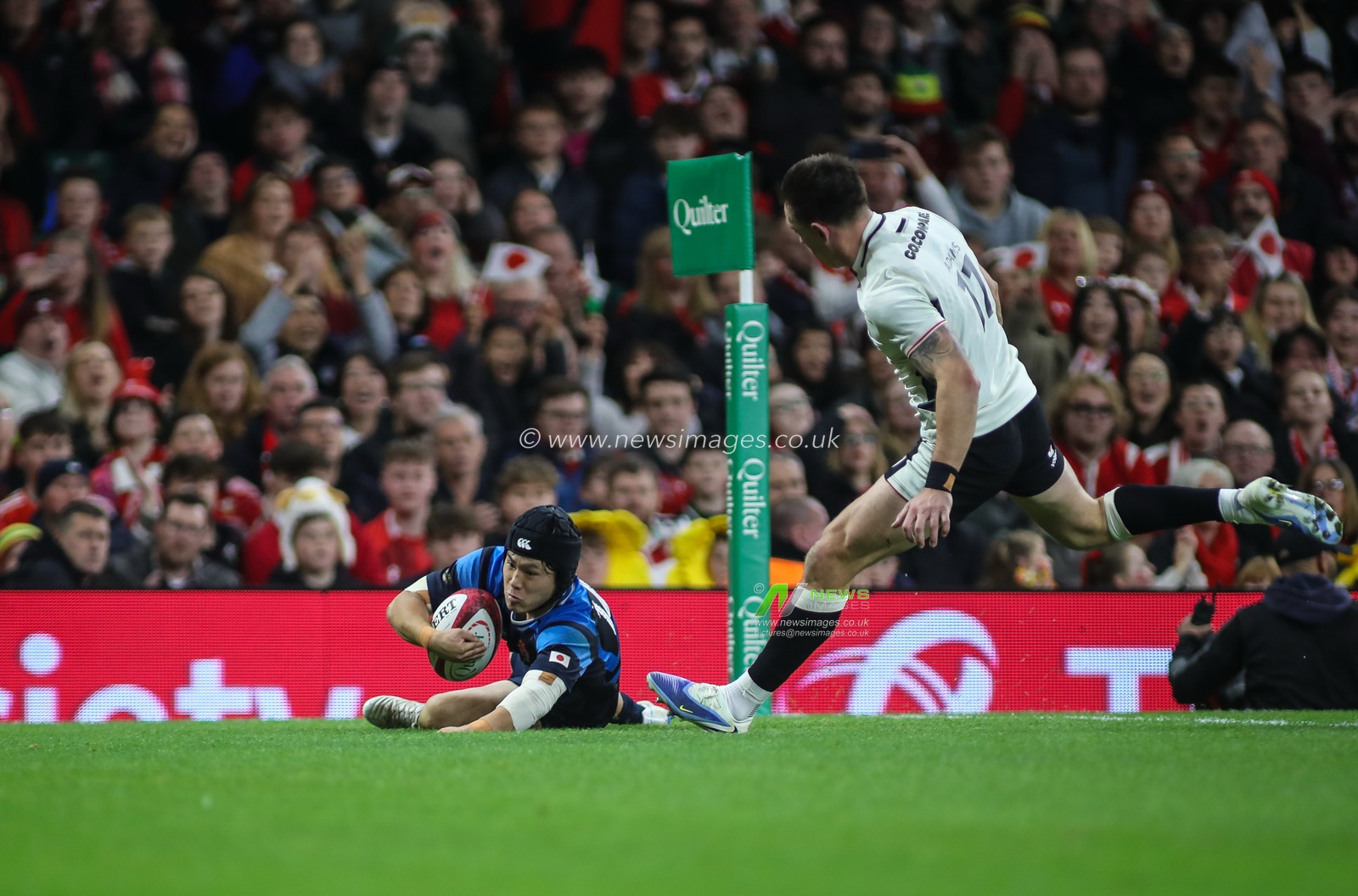 Kippei Ishida of Japan sores his teams first try during the Quilter Nations Series 2025 match Wales vs Japan at Principality Stadium, Cardiff, United Kingdom, 15th November 2025

(Photo by Andrew Lewis/News Images)

*** GER AUT SUI OUT ***