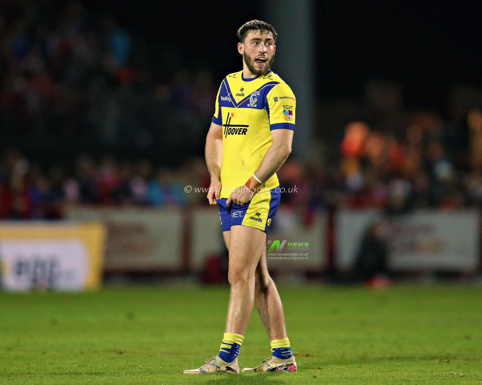 Adam Holroyd of Warrington Wolves during the Betfred Super League round 27 match Hull KR vs Warrington Wolves at Sewell Group Craven Park, Kingston upon Hull, United Kingdom, 18th September 2025(Photo by Sam Eaden/News Images)