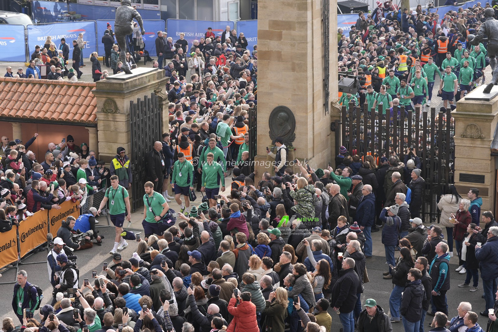 Ireland players arrive at the Stadium before the 2024 Guinness 6 Nations match England vs Ireland at Twickenham Stadium, Twickenham, United Kingdom, 9th March 2024

(Photo by Steve Flynn/News Images)