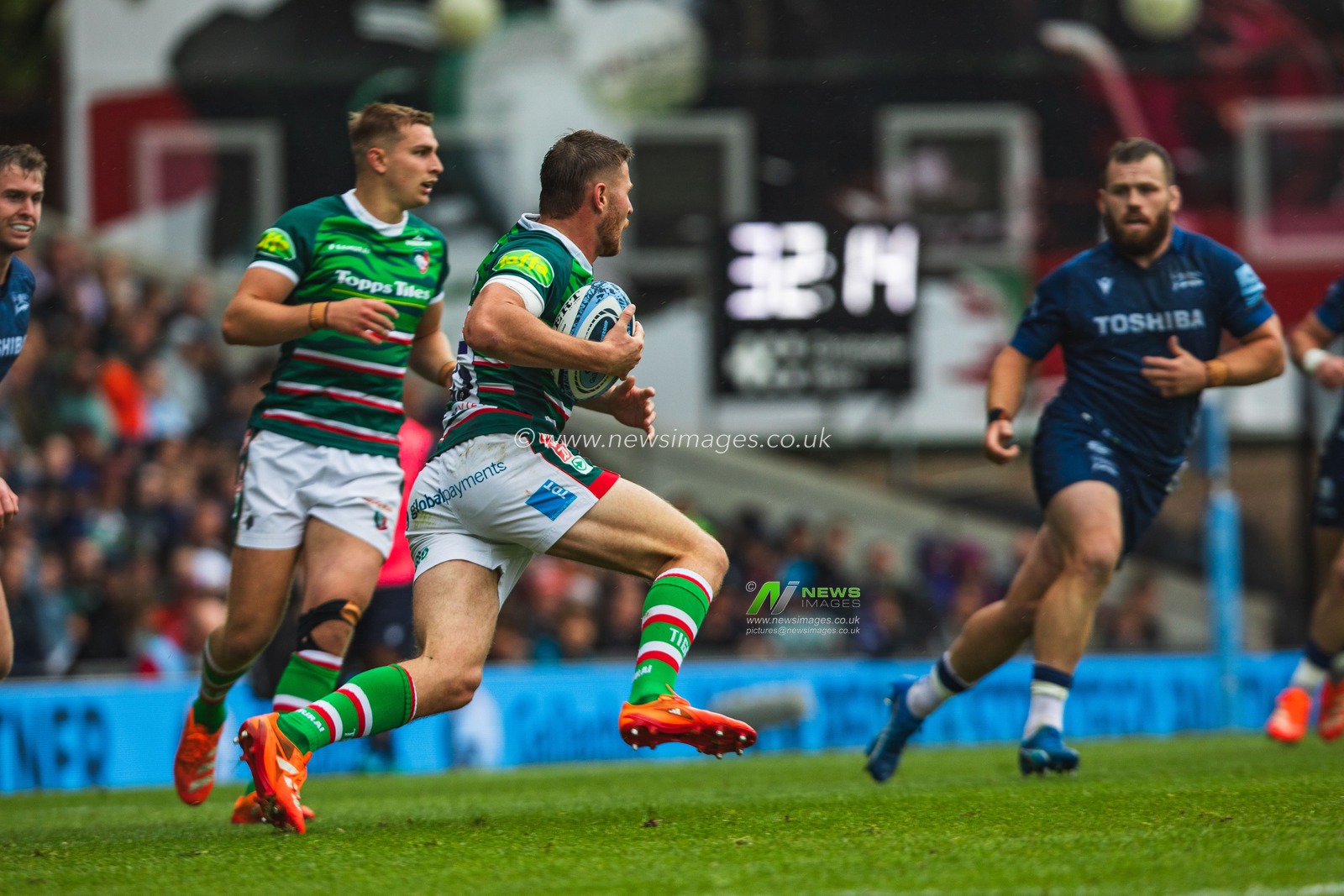 Freddie Steward of Leicester Tigers during the Gallagher Premiership Play-off Semi-final Leicester Tigers vs Sale Sharks at Mattioli Woods Welford Road Stadium, Leicester, United Kingdom, 7th June 2025

(Photo by Craig Evans/News Images)