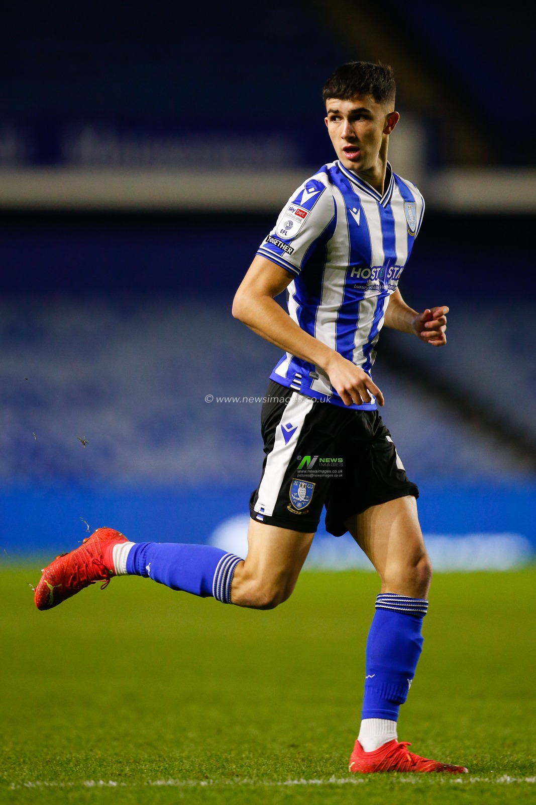 Rio Shipston #22 of Sheffield Wednesday during the Sky Bet League 1 match Sheffield Wednesday vs Cambridge United at Hillsborough, Sheffield, United Kingdom, 2nd January 2023

(Photo by Ben Early/News Images)