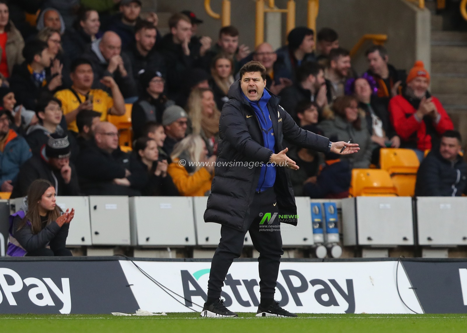 Mauricio Pochettino manager of Chelsea shows his frustrations, during the Premier League match Wolverhampton Wanderers vs Chelsea at Molineux, Wolverhampton, United Kingdom, 24th December 2023

(Photo by Gareth Evans/News Images)