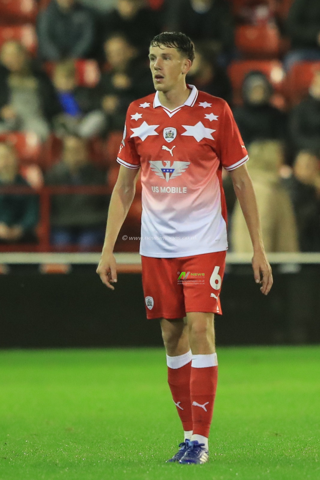 MaÃ«l de Gevigney #6 of Barnsley during the Sky Bet League 1 match Barnsley vs Shrewsbury Town at Oakwell, Barnsley, United Kingdom, 24th October 2023

(Photo by Alfie Cosgrove/News Images)