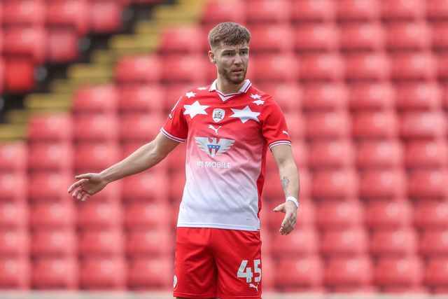 Sky Bet League 1 Barnsley v Reading