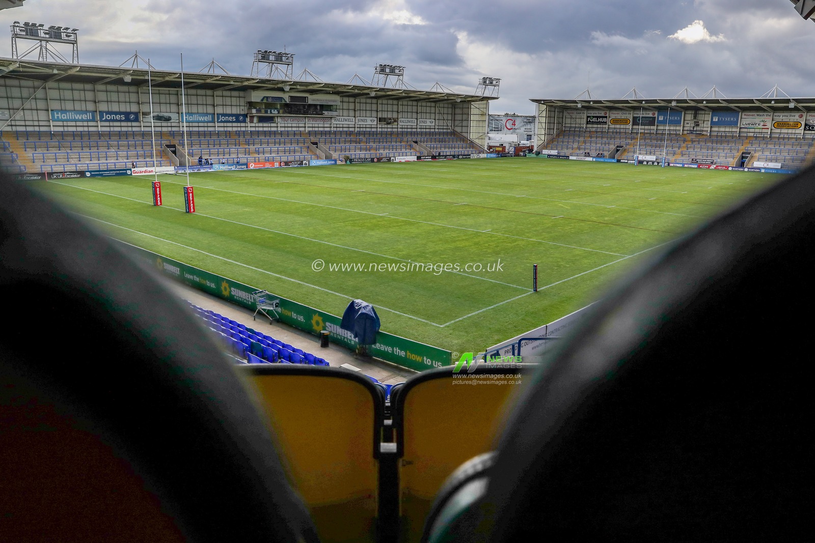 A general view of the Halliwell Jones Stadium during the Betfred Super League Round 20 match Warrington Wolves vs Hull KR at Halliwell Jones Stadium, Warrington, United Kingdom, 2nd August 2024

(Photo by Alfie Cosgrove/News Images)