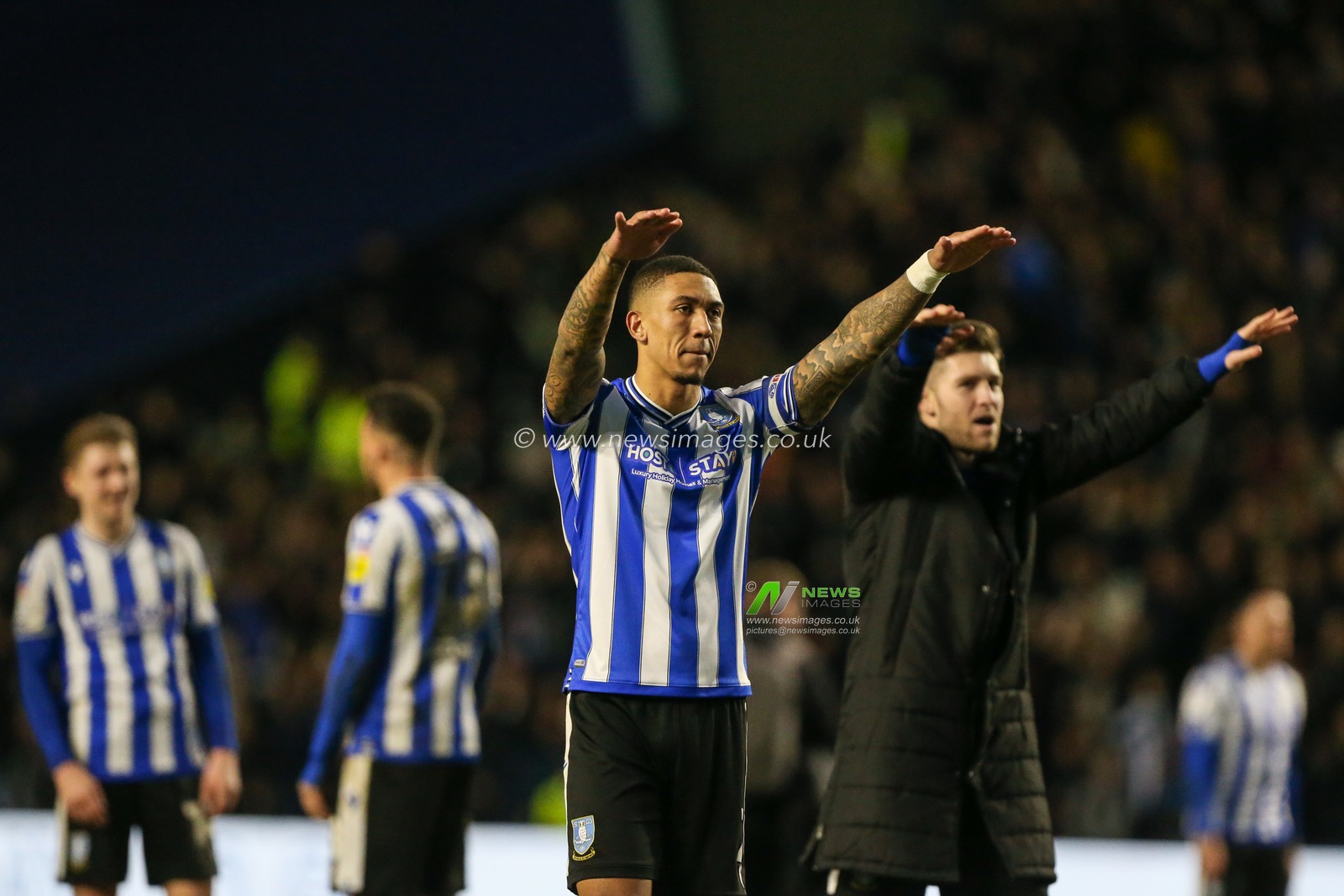 Liam Palmer #2 of Sheffield Wednesday celebrates at the final whistle during the Sky Bet League 1 match Sheffield Wednesday vs Plymouth Argyle at Hillsborough, Sheffield, United Kingdom, 4th February 2023

(Photo by Arron Gent/News Images)