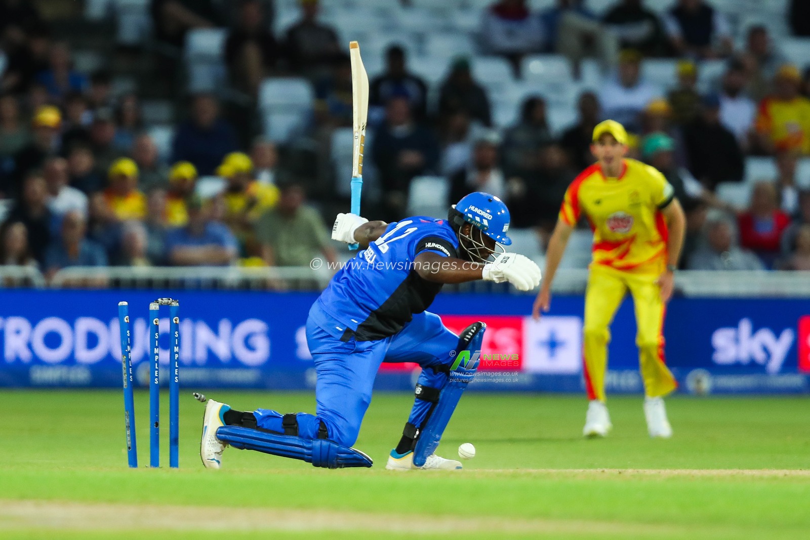 Andre Russell of London Spirit is bowled out by Luke Wood of Trent Rockets during the The Hundred match Trent Rockets vs London Spirit at Trent Bridge, Nottingham, United Kingdom, 7th August 2024

(Photo by Izzy Poles/News Images)