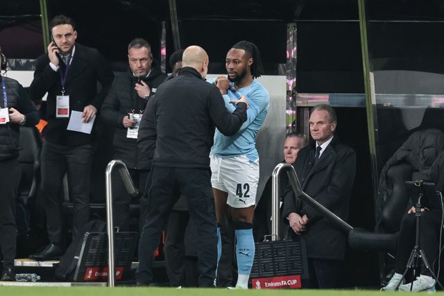 Pep Guardiola manager of Manchester City gives instruction to Antonie Semenyo of Manchester City during the Emirates FA Cup 5th Round  match Newcastle Untied vs Manchester City at St. James's Park, Newcastle, United Kingdom on 07 March 2026

(Photo by Mark Cosgrove/News Images)