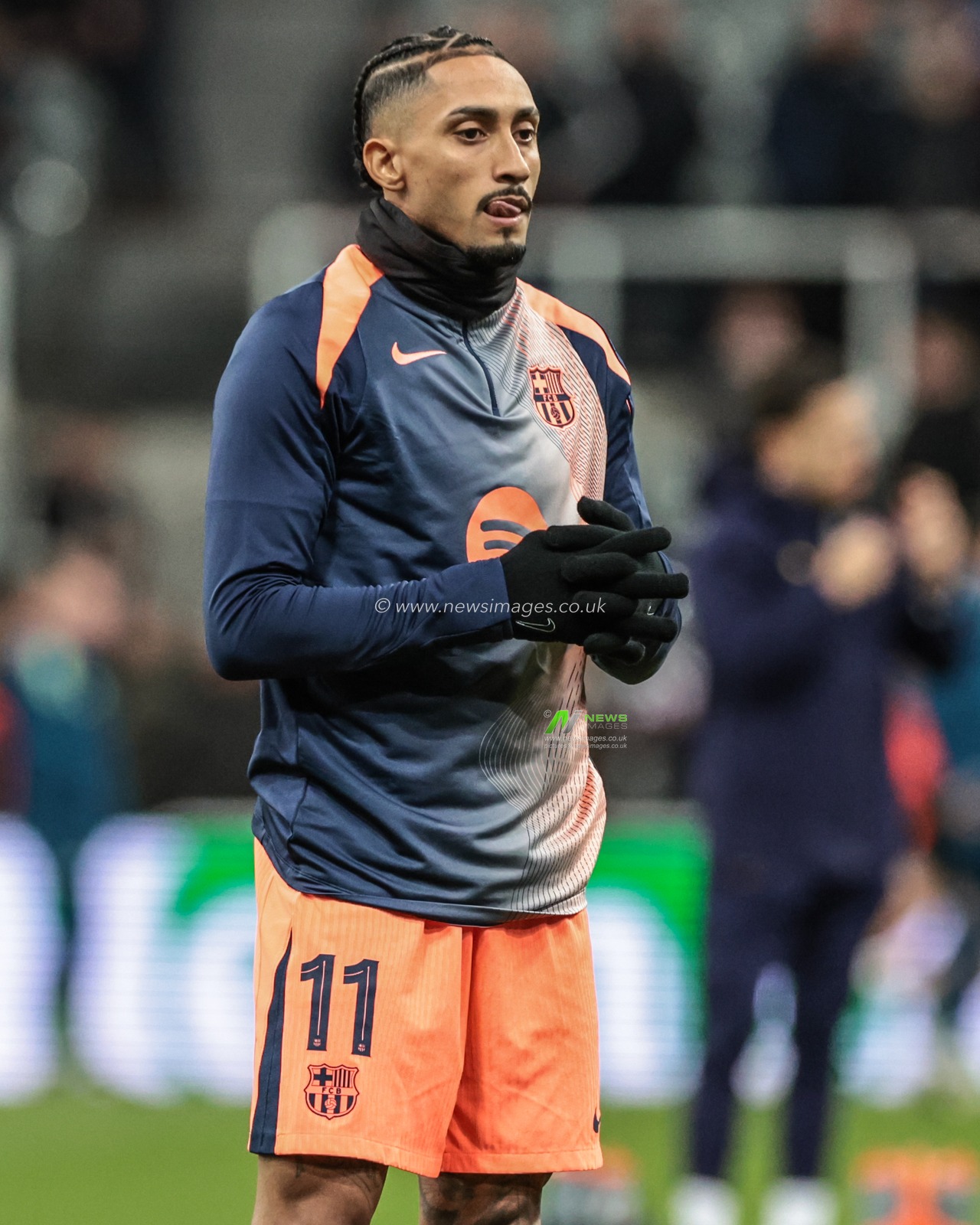 Raphinha of Barcelona in the pregame warmup session during the UEFA Champions League Last 16 match Newcastle Untied vs Barcelona at St. James's Park, Newcastle, United Kingdom on 10 March 2026

(Photo by Mark Cosgrove/News Images)