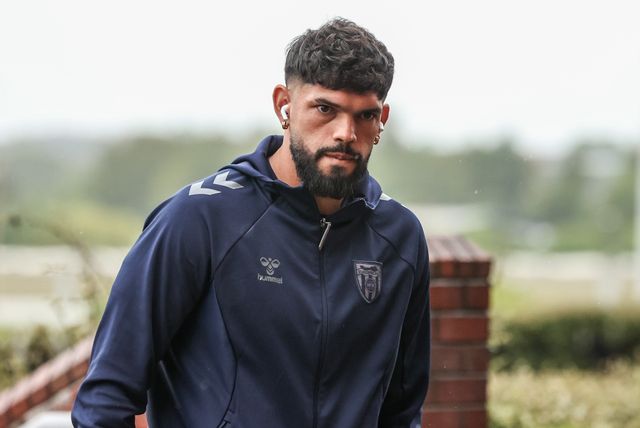 Omar Alderete of Sunderland arrives during the Premier League match Sunderland vs Manchester United at Stadium Of Light, Sunderland, United Kingdom on 09 May 2026

(Photo by Alfie Cosgrove/News Images)