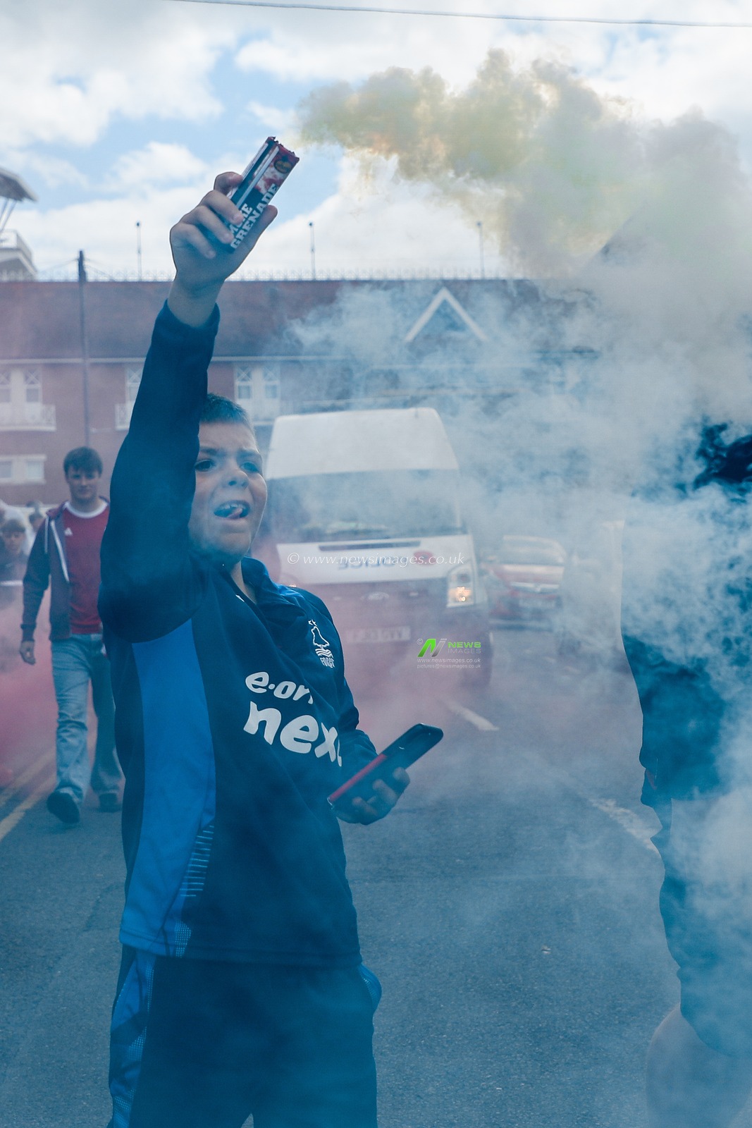 Fans enjoy the pre-match atmosphere prior to during the Premier League match Nottingham Forest vs Chelsea at City Ground, Nottingham, United Kingdom, 25th May 2025

(Photo by Izzy Poles/News Images)