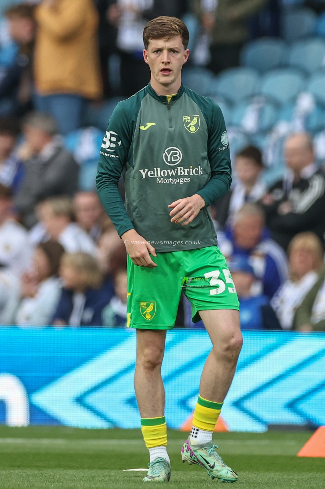 Kellen Fisher of Norwich City in the pregame warmup session during the Sky Bet Championship Play-off Semi Final Second Leg Leeds United vs Norwich City at Elland Road, Leeds, United Kingdom, 16th May 2024

(Photo by Mark Cosgrove/News Images)