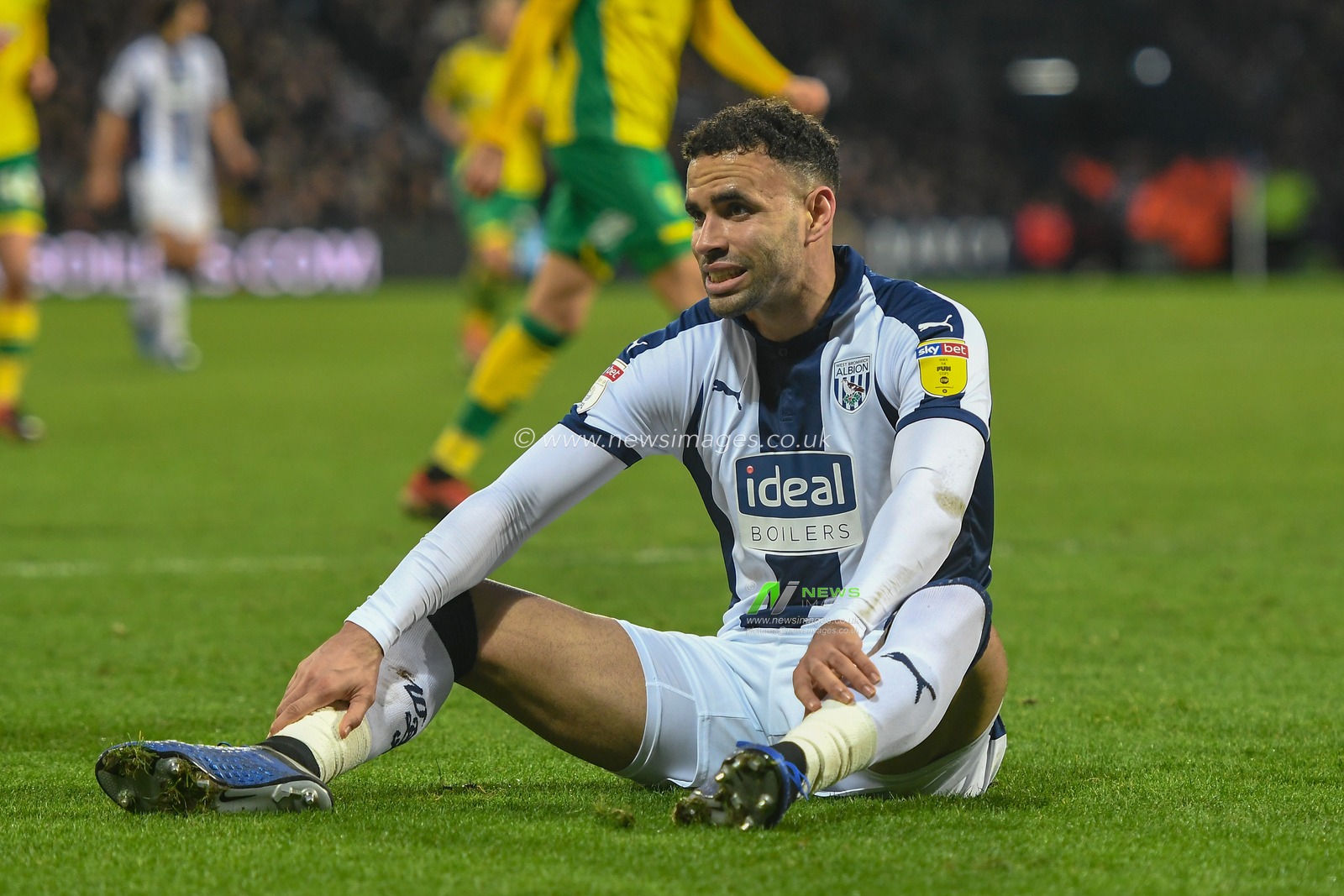 12th January, The Hawthorns, West Bromwich, England; Sky Bet Championship, West Bromwich Albion vs Norwich City ; Hal Robson-Kanu (4) of West Bromwich Albion


Credit: Gareth Dalley/News Images

English Football League images are subject to DataCo Licence