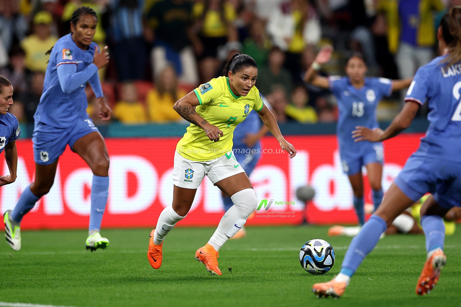 Debinha of Brazil dibbles during the FIFA Women's World Cup 2023 France Women vs Brazil Women Group F match at Suncorp Stadium, Brisbane, Australia, 29th July 2023

(Photo by Patrick Hoelscher/News Images)