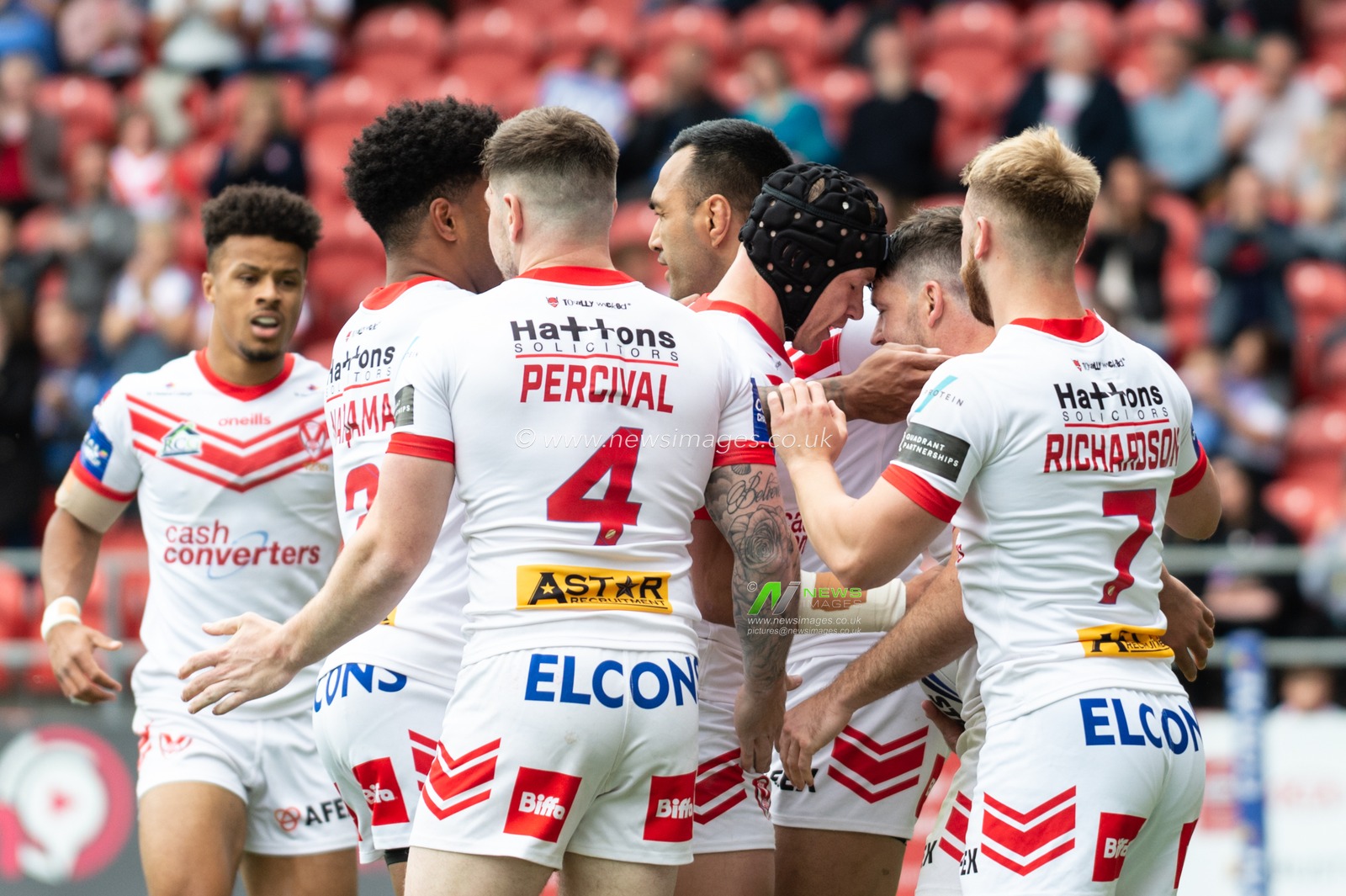 1st June 2019 , Totally Wicked Stadium, St Helens, England; Coral Challenge Cup 2019, Quarter Final , St Helens vs Wakefield Trinity ; Lachlan Coote of St Helens celebrates scoring his try


Credit: Richard Long/News Images