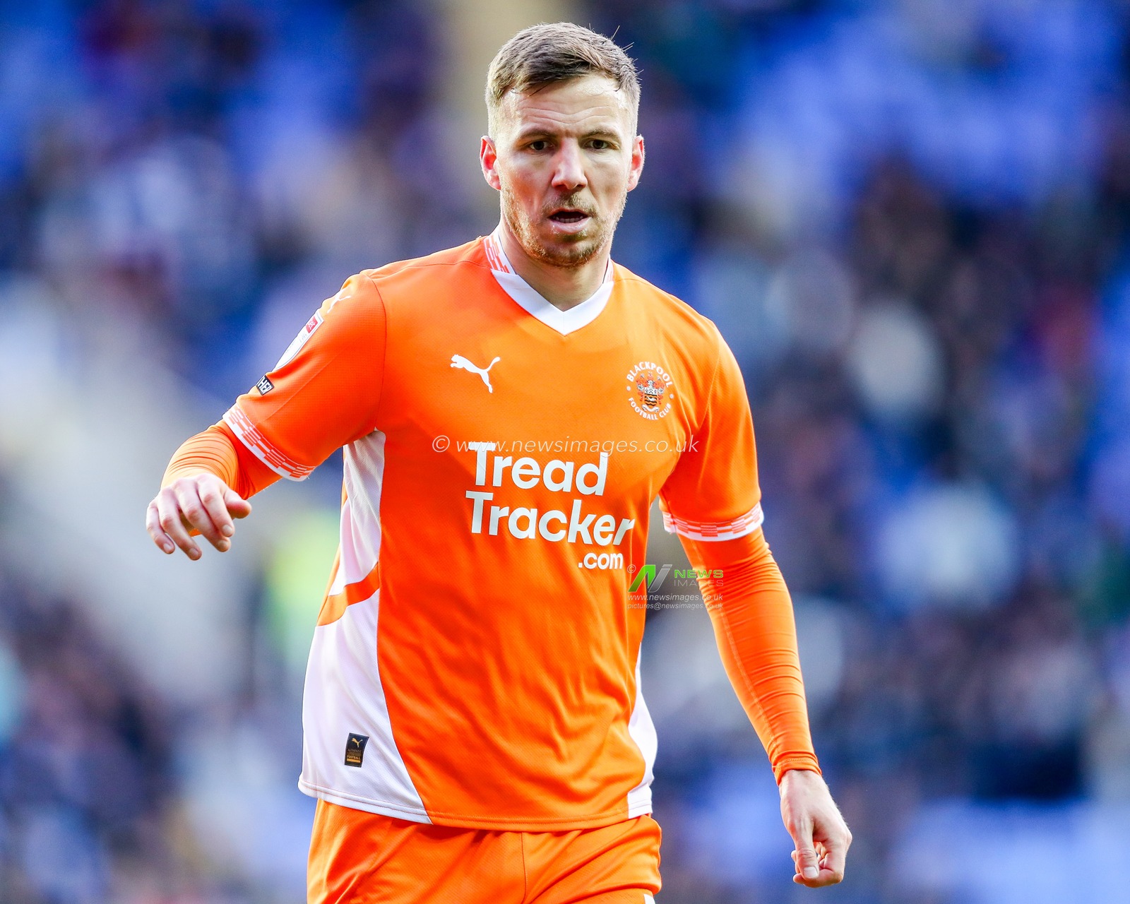 Lee Evans of Blackpool in action during the Sky Bet League 1 match Reading vs Blackpool at Select Car Leasing Stadium, Reading, United Kingdom, 14th December 2024

(Photo by Izzy Poles/News Images)