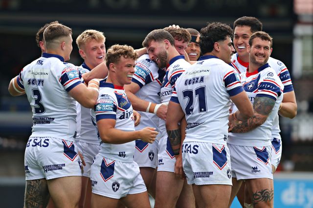 Betfred Super League Wakefield Trinity v Salford Red Devils