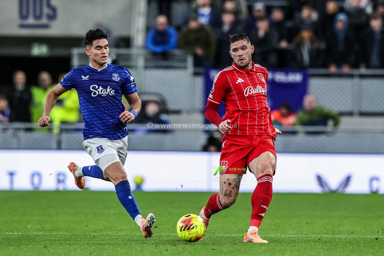 Morato of Nottingham Forest passes the ball during the Premier League match Everton vs Nottingham Forest at Hill Dickinson Stadium, Liverpool, United Kingdom, 6th December 2025

(Photo by Alfie Cosgrove/News Images)

*** GER AUT SUI OUT ***