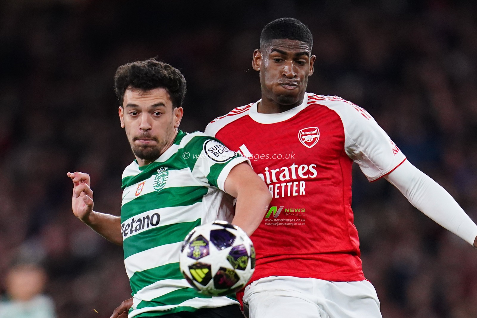 Cristhian Mosquera of Arsenal and Pedro Goncalves of Sporting CP battle during the UEFA Champions League Quarter Finals match Arsenal vs Sporting CP at Arsenal stadium, London, United Kingdom on 15 April 2026

(Photo by Harvey Murphy/News Images)