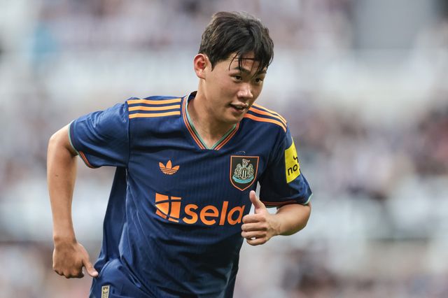 Seung-soo Park of Newcastle Untied during the Pre-season friendly Newcastle United vs Espanyol at St. James's Park, Newcastle, United Kingdom, 8th August 2025

(Photo by Mark Cosgrove/News Images)