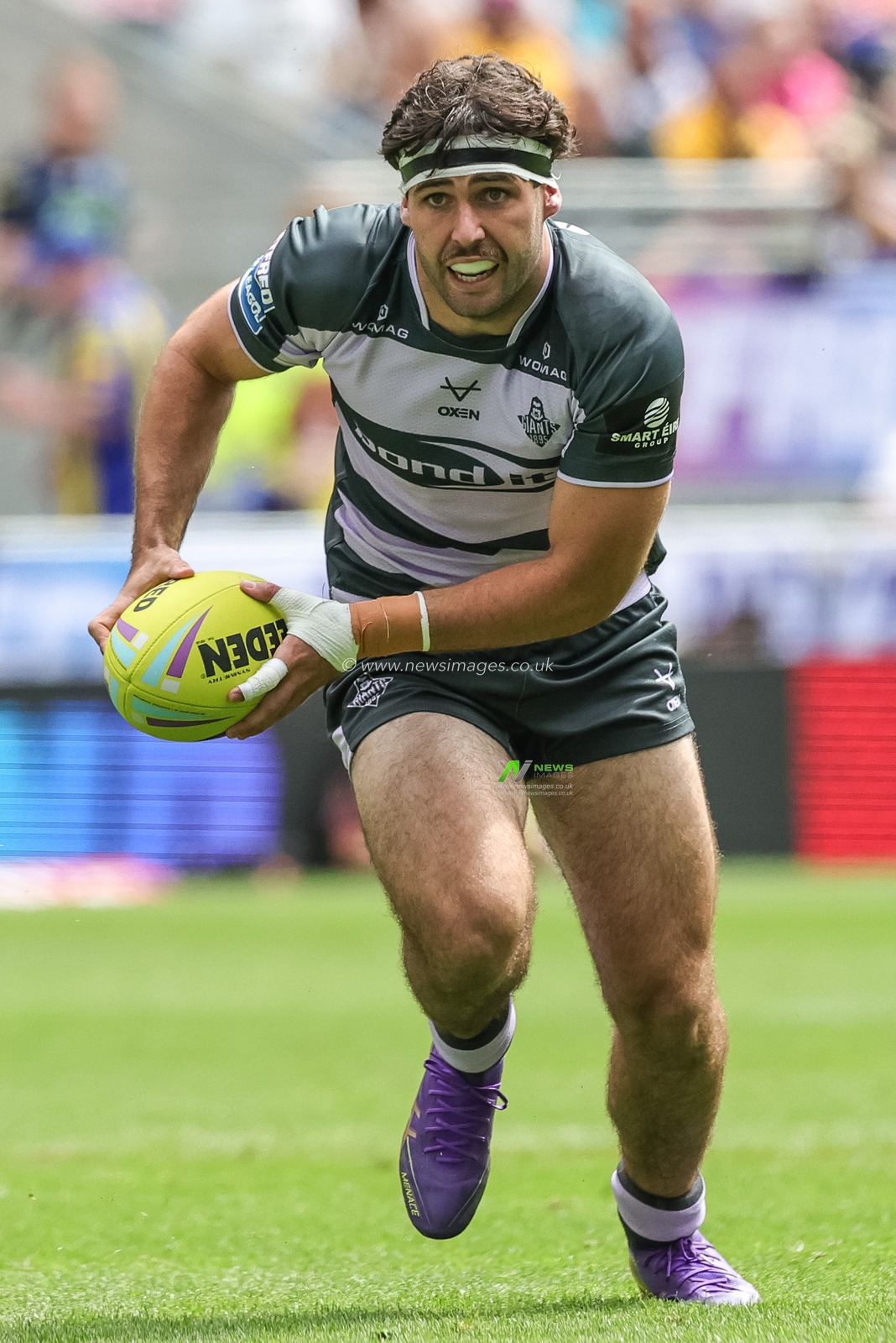 Cole Geyer of Huddersfield Giants breaks with the ball during the Betfred Super League Magic Weekend match Huddersfield Giants vs York Knights at Hill Dickinson Stadium, Liverpool, United Kingdom on 04 July 2026

(Photo by Mark Cosgrove/News Images)