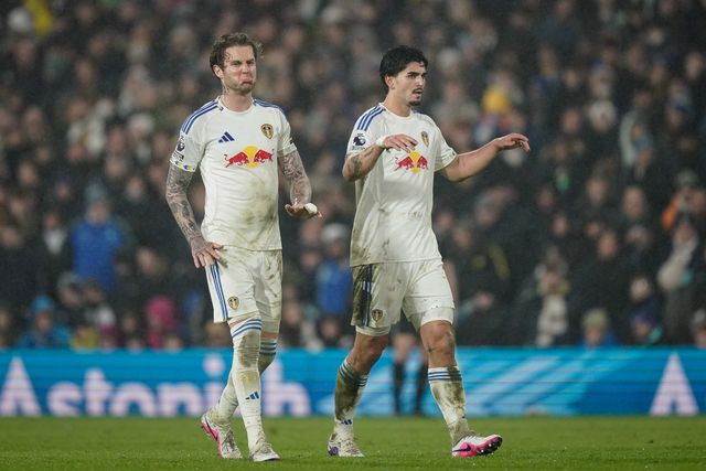 Pascal Struijk of Leeds United and Brenden Aaronson of Leeds United during the Premier League match Leeds United vs Nottingham Forest at Elland Road, Leeds, United Kingdom on 06 February 2026

(Photo by Maynard Manyowa/News Images)