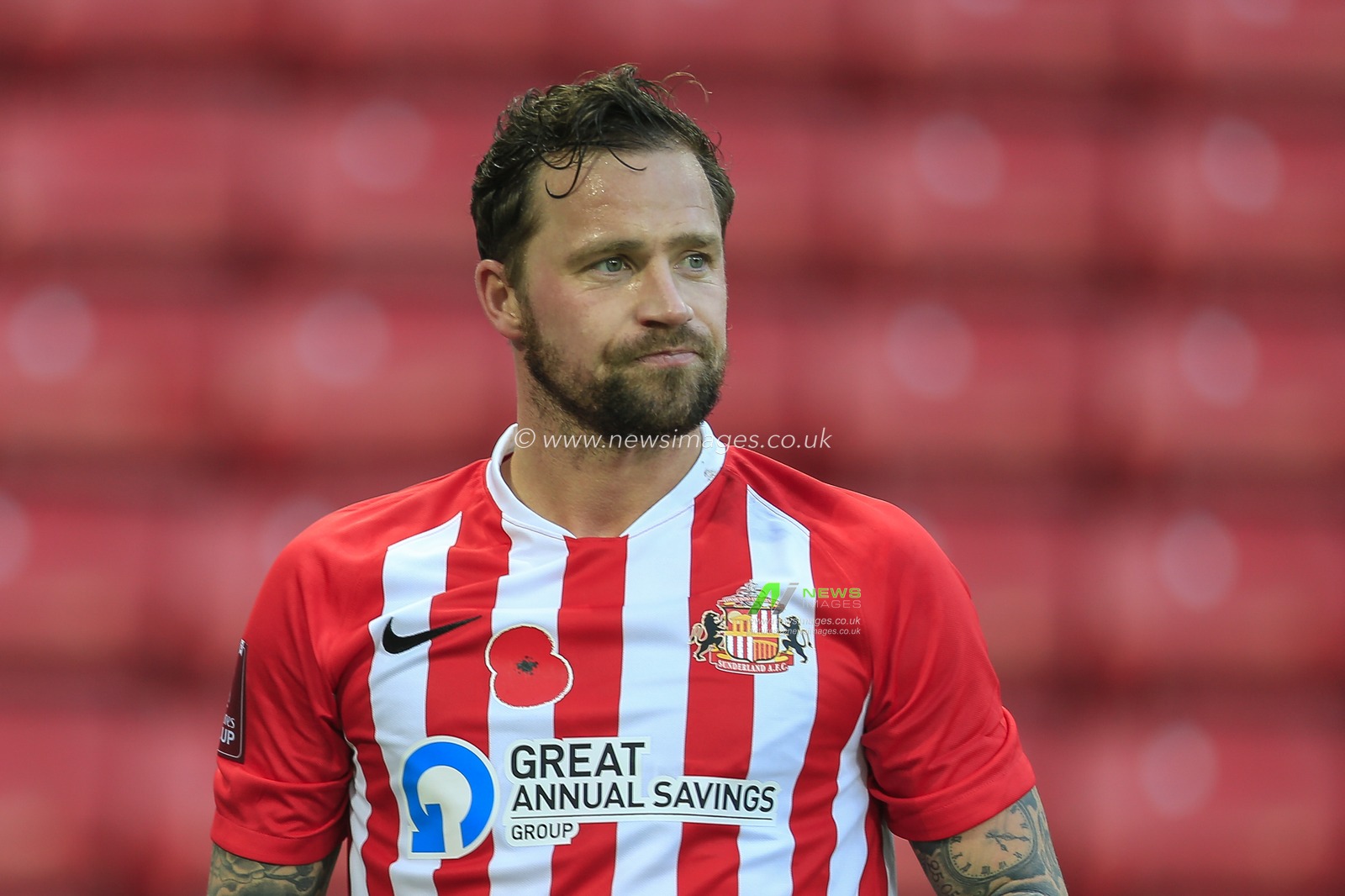 Chris Maguire #7 of Sunderland in action