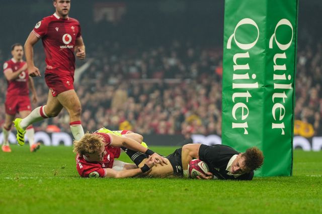 Ruben Love of New Zealand scores a try for his team during the Quilter Nations Series 2025 match Wales vs New Zealand at Principality Stadium, Cardiff, United Kingdom, 22nd November 2025

(Photo by Andrew Lewis/News Images)

*** GER AUT SUI OUT ***