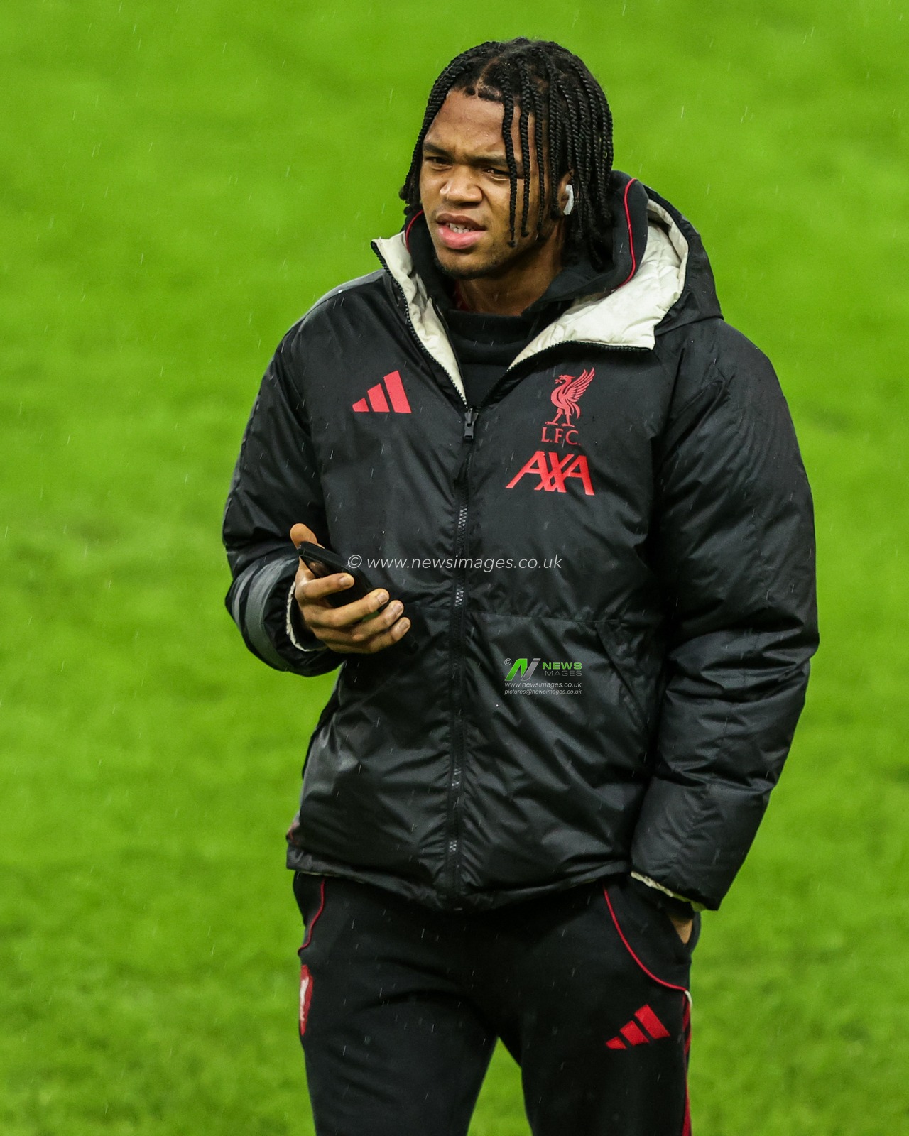 Jeremie Frimpong of Liverpool arrives during the Premier League match Sunderland vs Liverpool at Stadium Of Light, Sunderland, United Kingdom on 11 February 2026

(Photo by Alfie Cosgrove/News Images)
