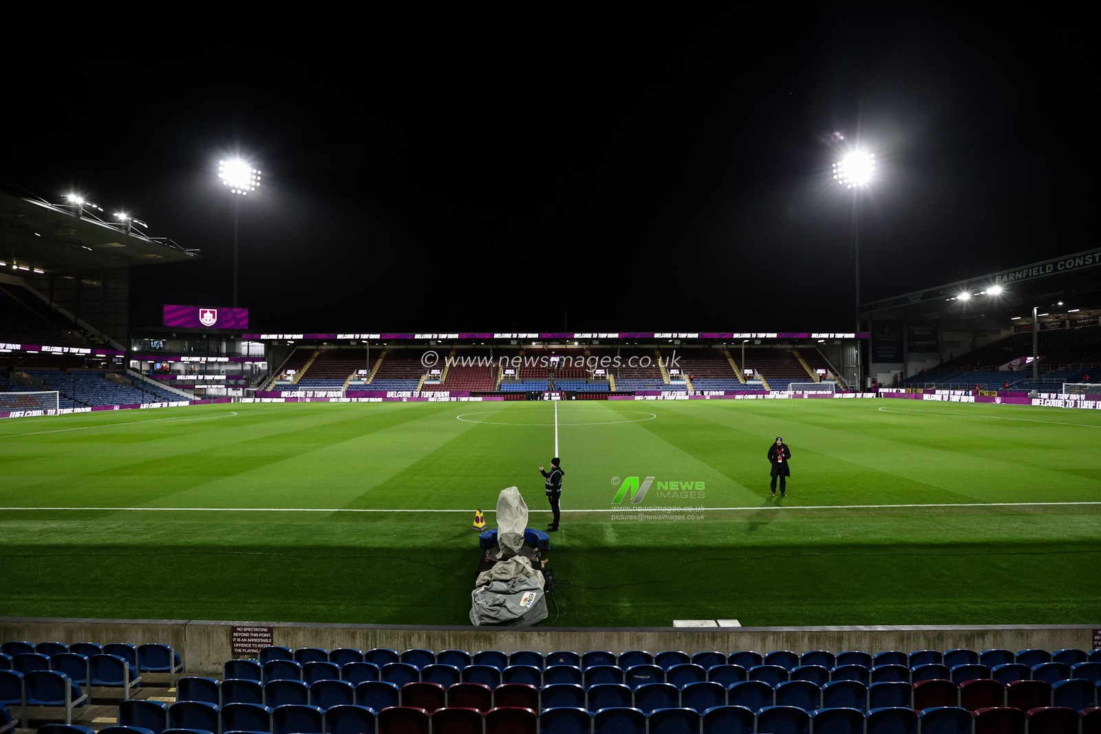 A general view of Turf Moor ahead of the Sky Bet Championship match Burnley vs Leeds United at Turf Moor, Burnley, United Kingdom, 27th January 2025

(Photo by Alfie Cosgrove/News Images)