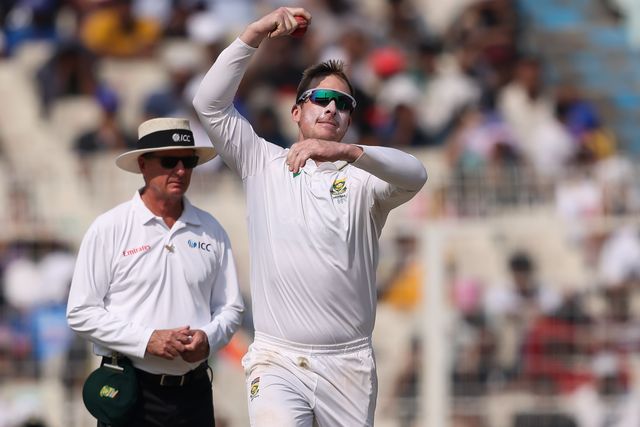 Simon Harmer of South Africaduring the IDFC First Bank Test Day 3 match India vs South Africa at Eden Gardens, Kolkata, India, 16th November 2025

(Photo by Shubhajit Roy Karmakar/News Images)
