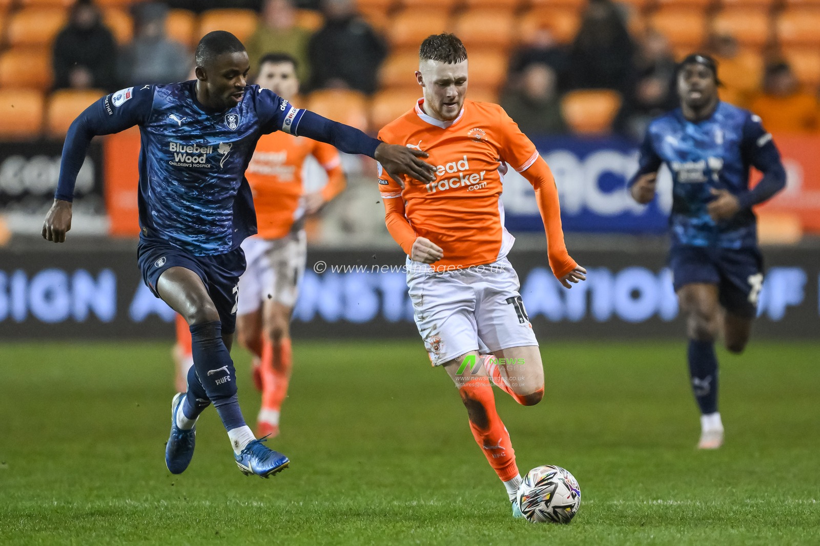 Sonny Carey of Blackpool makes a break with the ball despite pressure from Hakeem Odoffin of Rotherham United during the Sky Bet League 1 match Blackpool vs Rotherham United at Bloomfield Road, Blackpool, United Kingdom, 11th February 2025

(Photo by Craig Thomas/News Images)