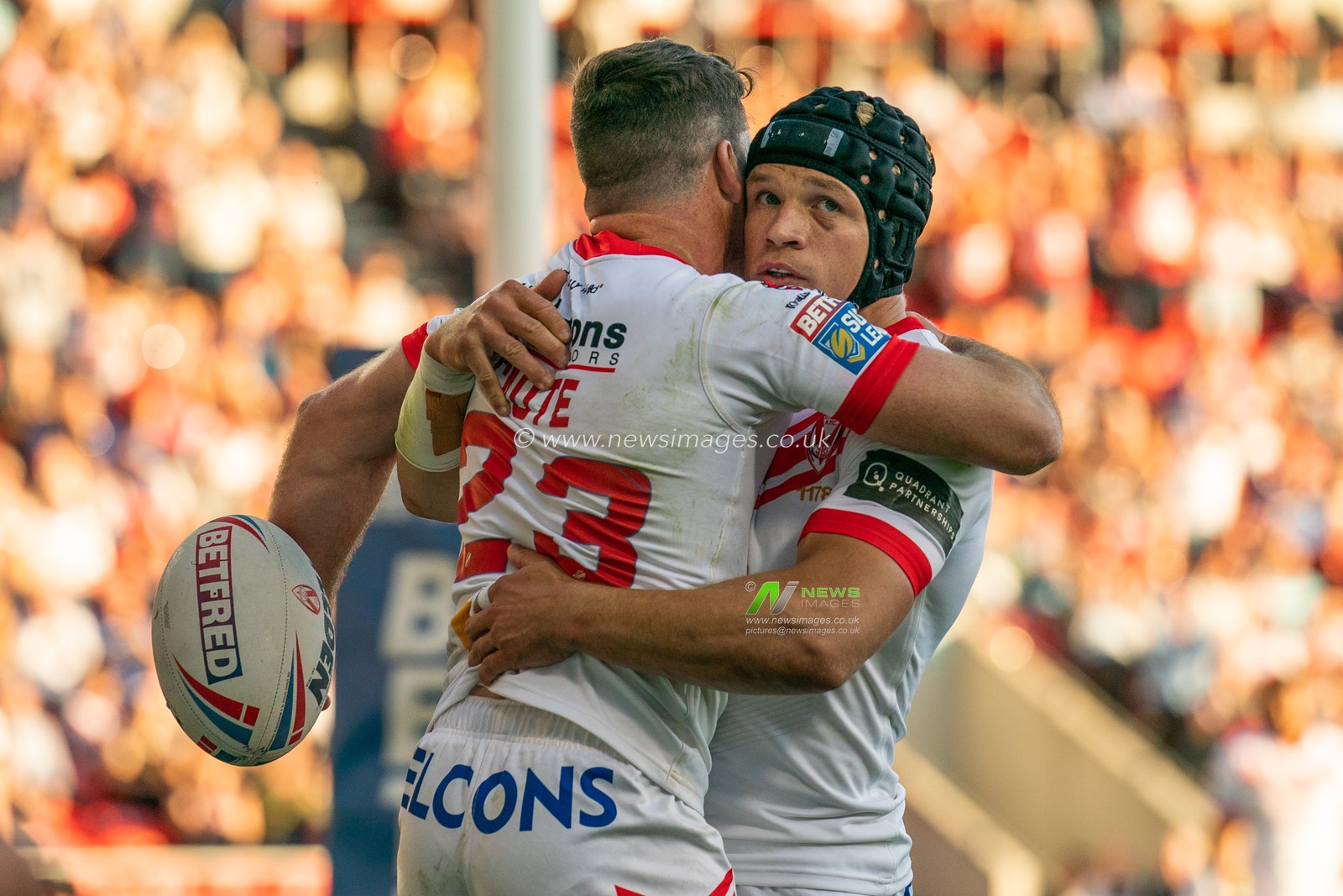 St. Helens's Lachlan Coote celebrates scoring his sides third try

21st June 2019 , Totally Wicked Stadium, St Helens, England;  Betfred Super League, Round 19, St Helens vs Leeds Rhinos ; 


Credit: Terry Donnelly/News Images