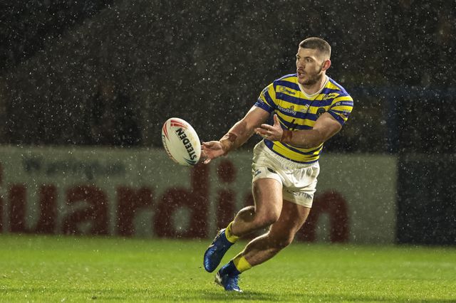Danny Walker of Warrington Wolves in action during the Pre Season match Warrington Wolves vs Leigh Leopards at Halliwell Jones Stadium, Warrington, United Kingdom, 30th January 2026

(Photo by Mark Cosgrove/News Images)