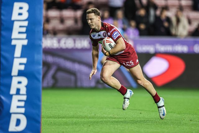 Jai Field of Wigan Warriors goes over for a try to make it 10-0 during the Betfred Super League Round 26 match Wigan Warriors vs Castleford Tigers at The Brick Community Stadium, Wigan, United Kingdom, 12th September 2025

(Photo by Alfie Cosgrove/News Images)