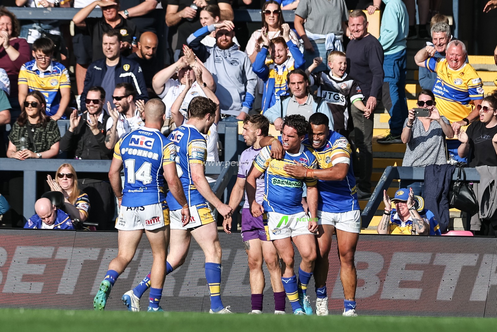 Brodie Croft of Leeds Rhinos celebrates his try during the Betfred Super League Round 14 Leeds Rhinos v Warrington Wolves at Headingley Stadium, Leeds, United Kingdom, 14th June 2025

(Photo by Mark Cosgrove/News Images)