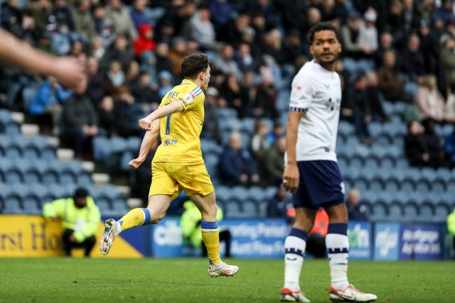 Sky Bet Championship Preston North End v Leeds United