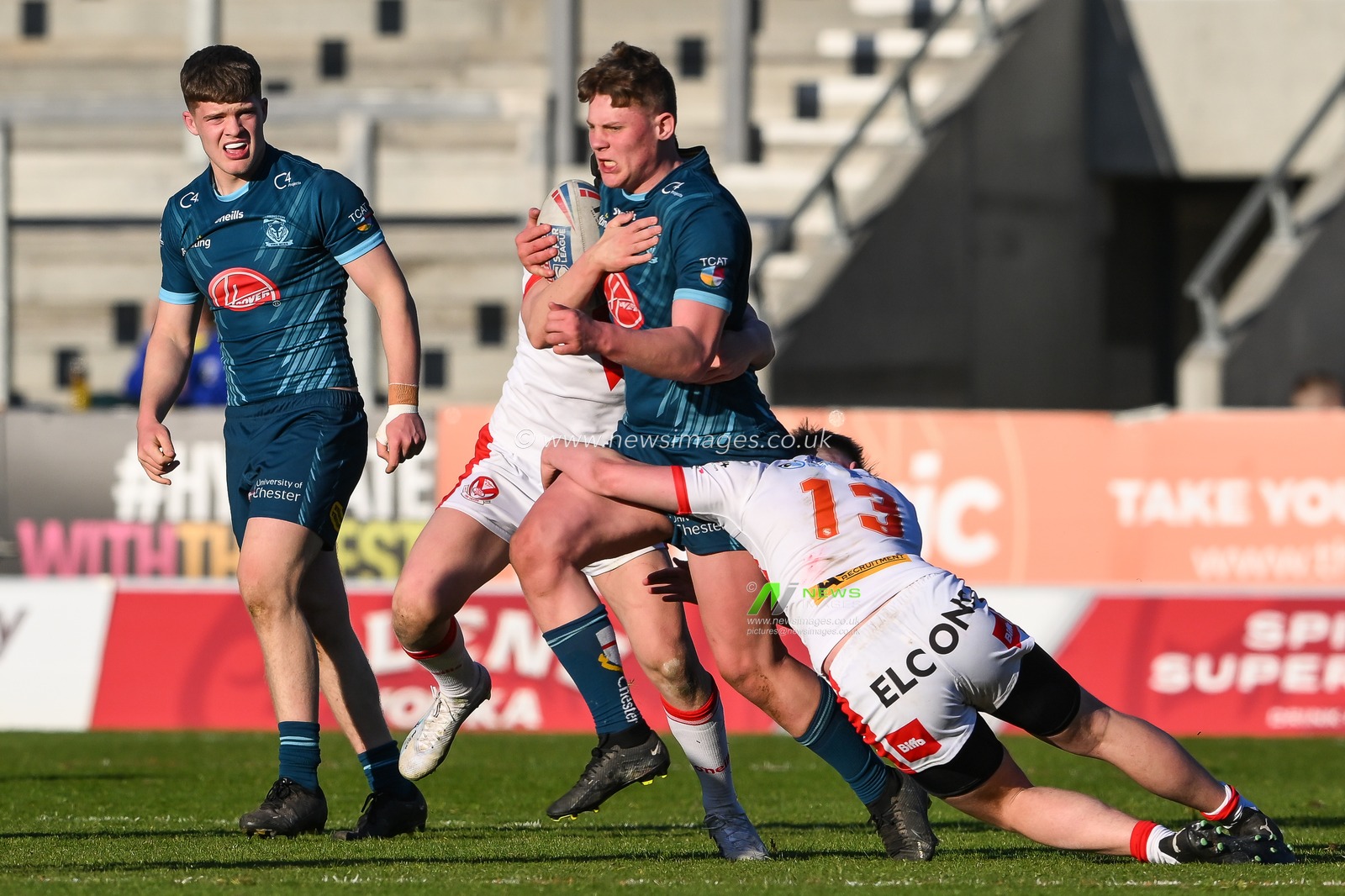 during the Betfred Super League match St Helens vs Warrington Wolves at Totally Wicked Stadium, St Helens, United Kingdom, 20th April 2023

(Photo by Craig Thomas/News Images)