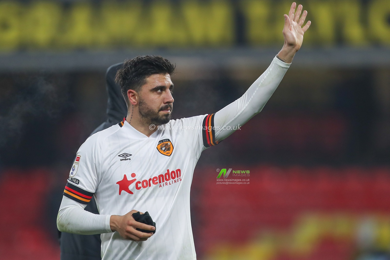 Ozan Tufan #7 of Hull City waves to the fans the Sky Bet Championship match Watford vs Hull City at Vicarage Road, Watford, United Kingdom, 11th December 2022

(Photo by Gareth Evans/News Images)