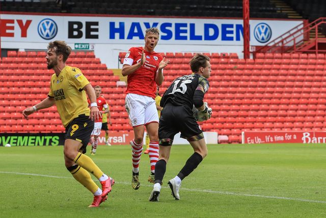 Sky Bet Championship Barnsley v Millwall