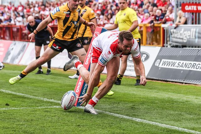 Betfred Super League round 21 Hull KR v Castleford Tigers