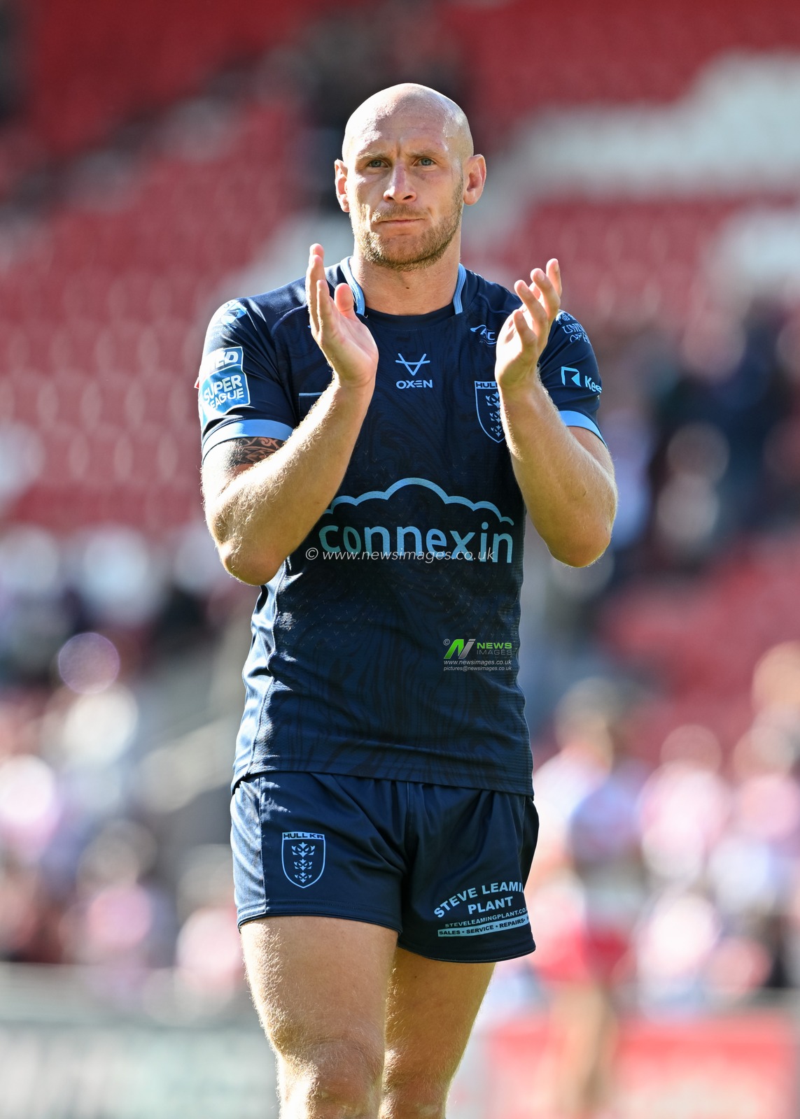 Dean Hadley of Hull KR claps fans at full time during the Betfred Super League Round 23 match St Helens vs Hull KR at Totally Wicked Stadium, St Helens, United Kingdom, 24th August 2024

(Photo by Cody Froggatt/News Images)