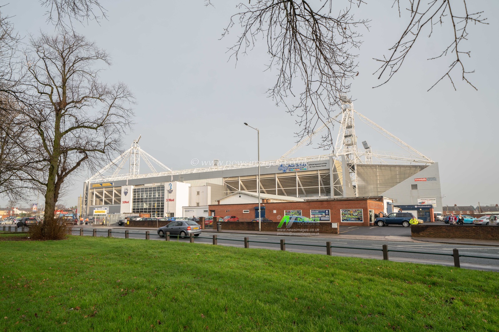 A general view of Deepdale Stadium, home of Preston North End FC


26th December 2018, Deepdale, Preston, England; Sky Bet Championship, Preston North End vs Hull City ; 


Credit: Terry Donnelly/News Images

English Football League images are subject to DataCo Licence