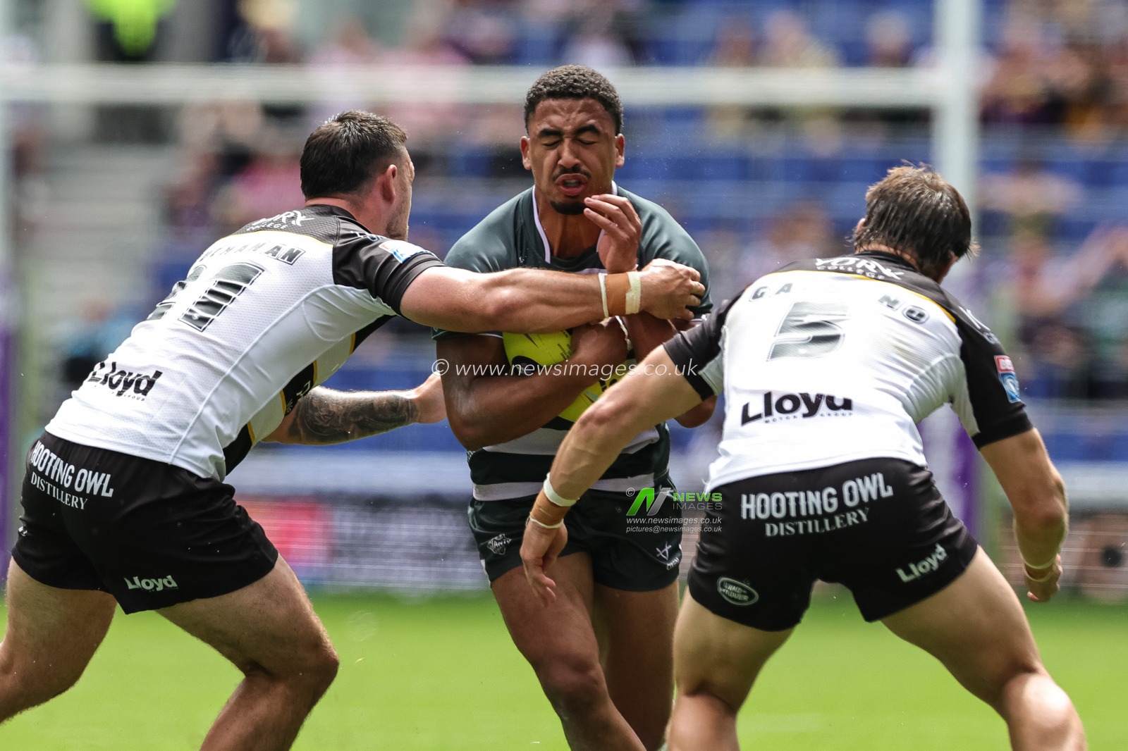 Tanguy Zenon of Huddersfield Giants is tackled by Kieran Buchanan of York Knights during the Betfred Super League Magic Weekend match Huddersfield Giants vs York Knights at Hill Dickinson Stadium, Liverpool, United Kingdom on 04 July 2026

(Photo by Mark Cosgrove/News Images)