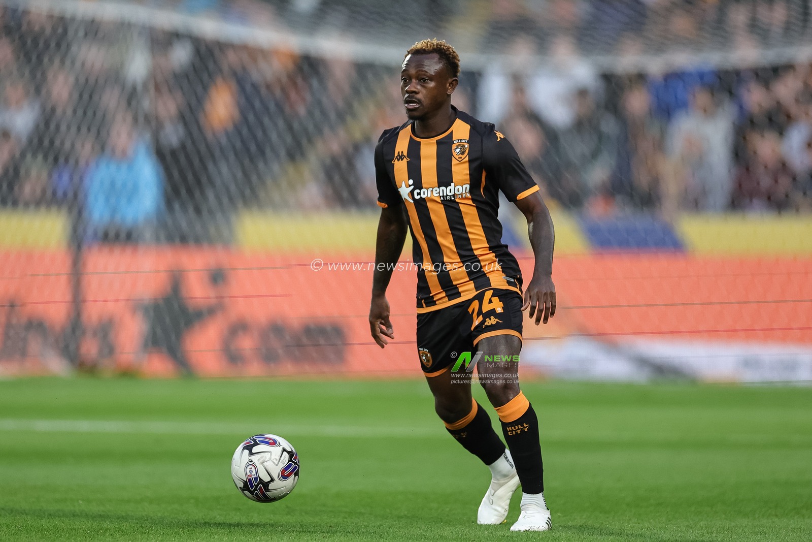 Jean MichaÃ«l Seri #24 of Hull City in action during the Sky Bet Championship match Hull City vs Bristol City at MKM Stadium, Hull, United Kingdom, 25th August 2023

(Photo by Mark Cosgrove/News Images)
