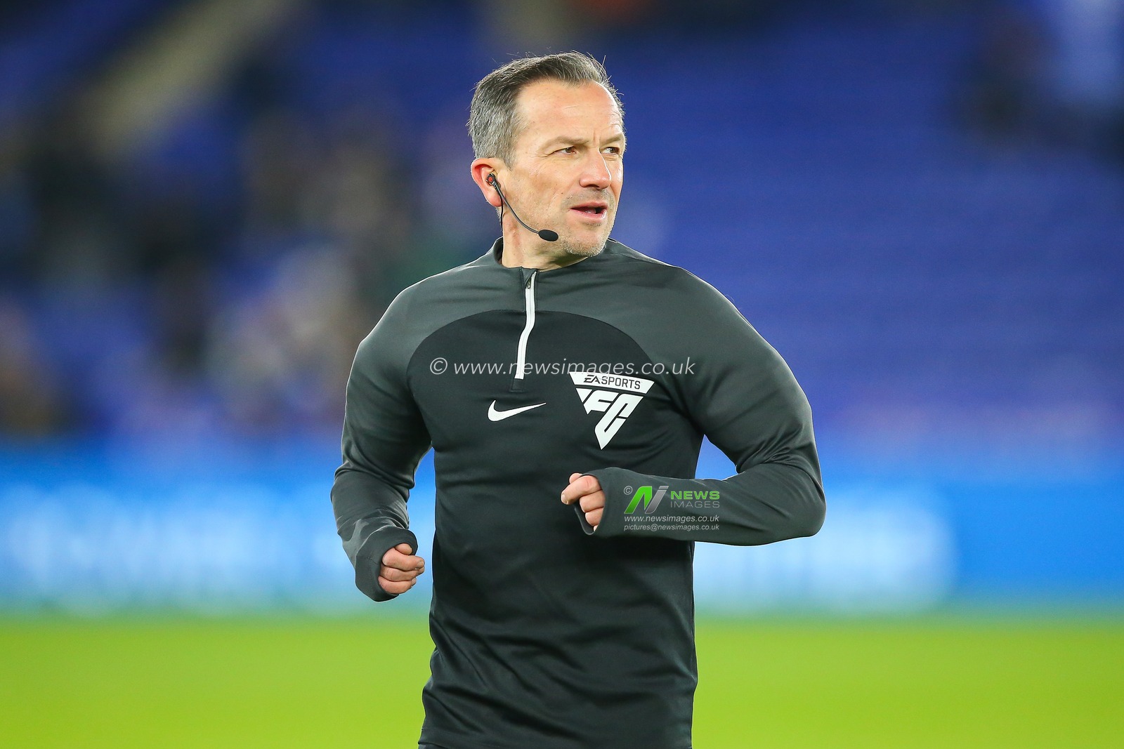 Referee Keith Stroud during the pre-game warmup ahead of the Sky Bet Championship match Leicester City vs Swansea City at King Power Stadium, Leicester, United Kingdom, 30th January 2024

(Photo by Gareth Evans/News Images)